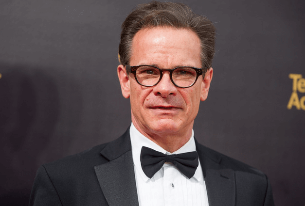 Peter Scolari Net Worth